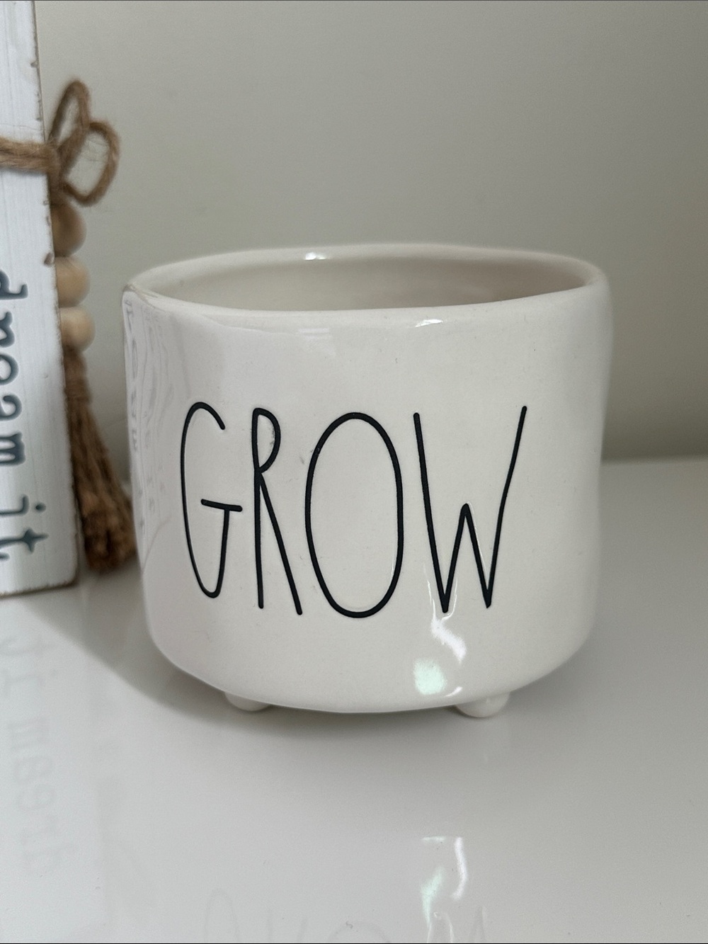Rae Dunn Cream Ceramic Planter with Black 'GROW' Lettering NWOT